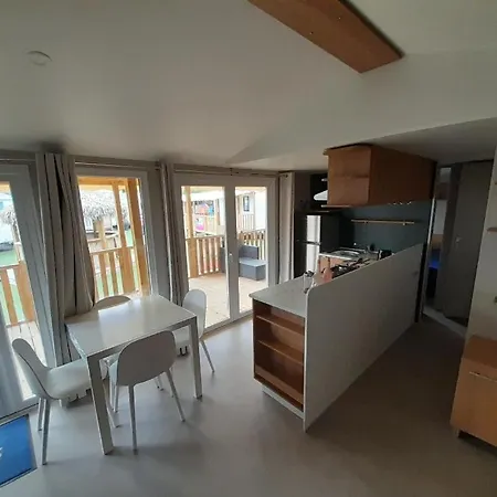 Fmlodge-mobilhome Jasmin Au Sable Du Midi * فالراس بلاج